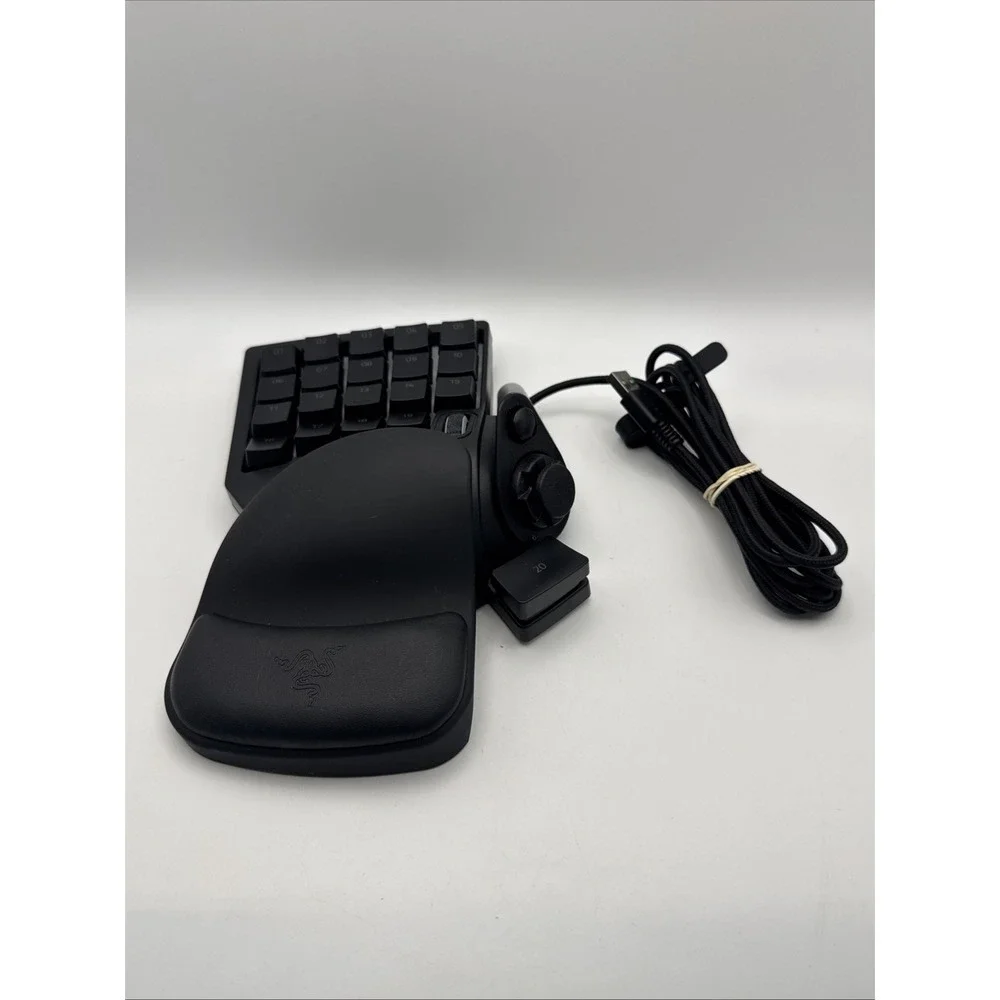 Razer Tartarus gaming keypad chroma V2 RZ07-0227 pc gaming accessory one handed